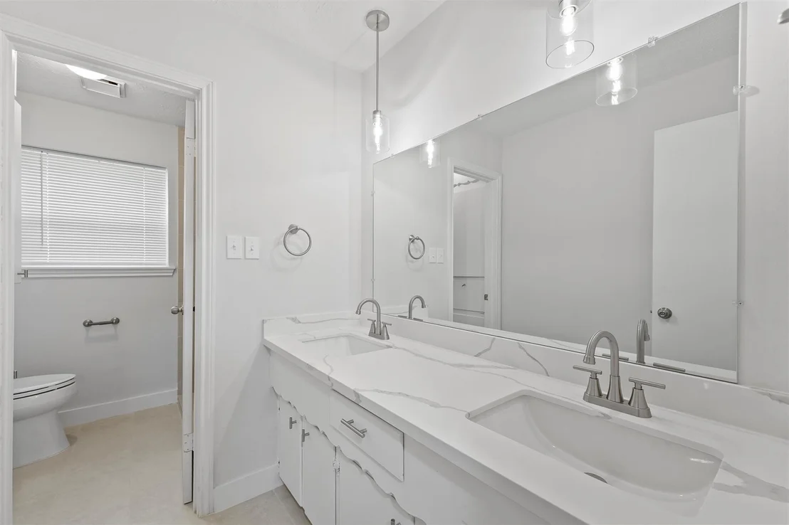 Photo of 3203 Greenridge Drive