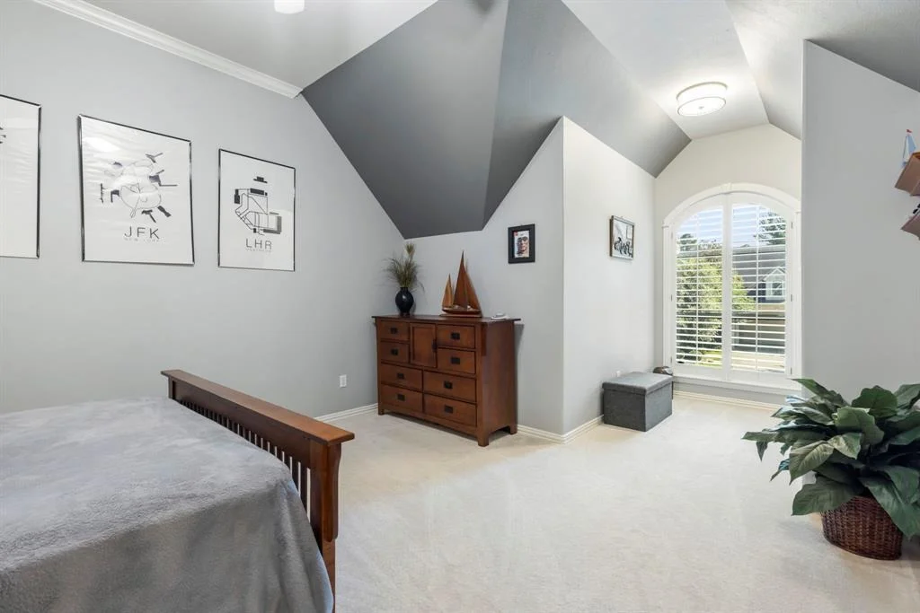 Photo of 14 Snow Pond Place