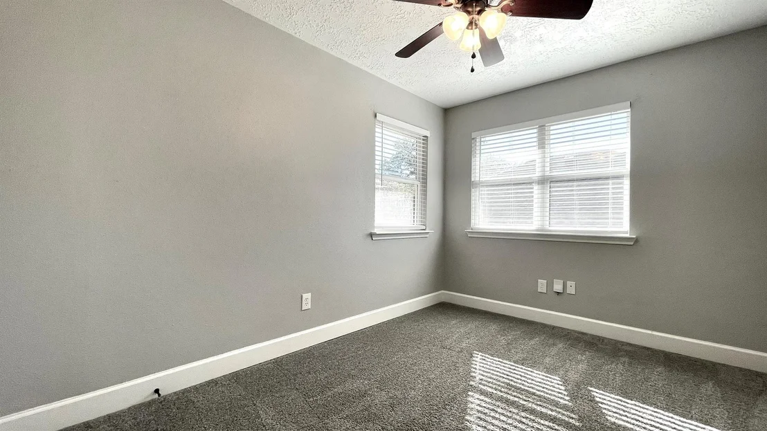 Photo of 14519 Bladenboro Drive