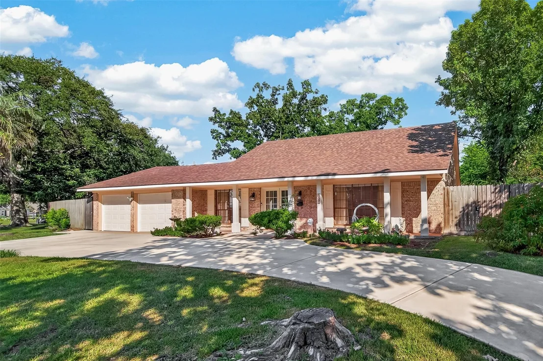 Photo of 6710 Burning Tree Drive