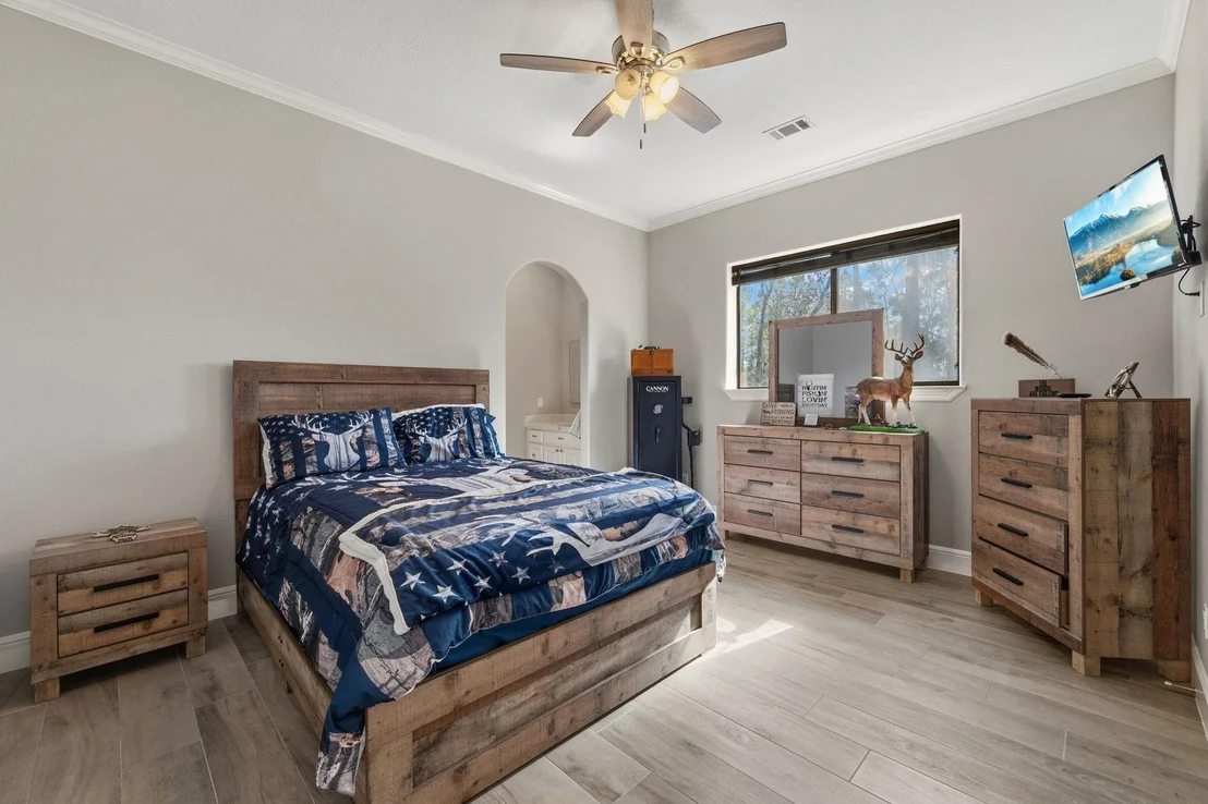 Photo of 9019 Stone Oak Drive