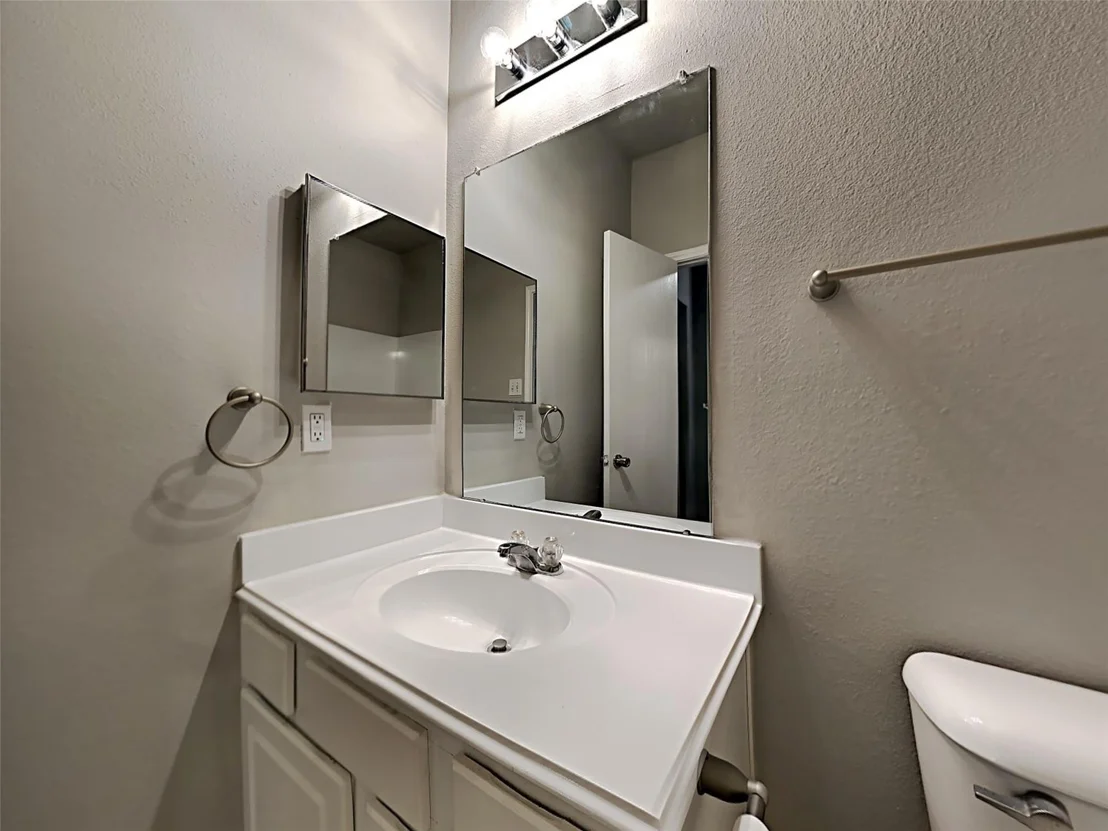 Photo of 17807 Kerrybrook Lane