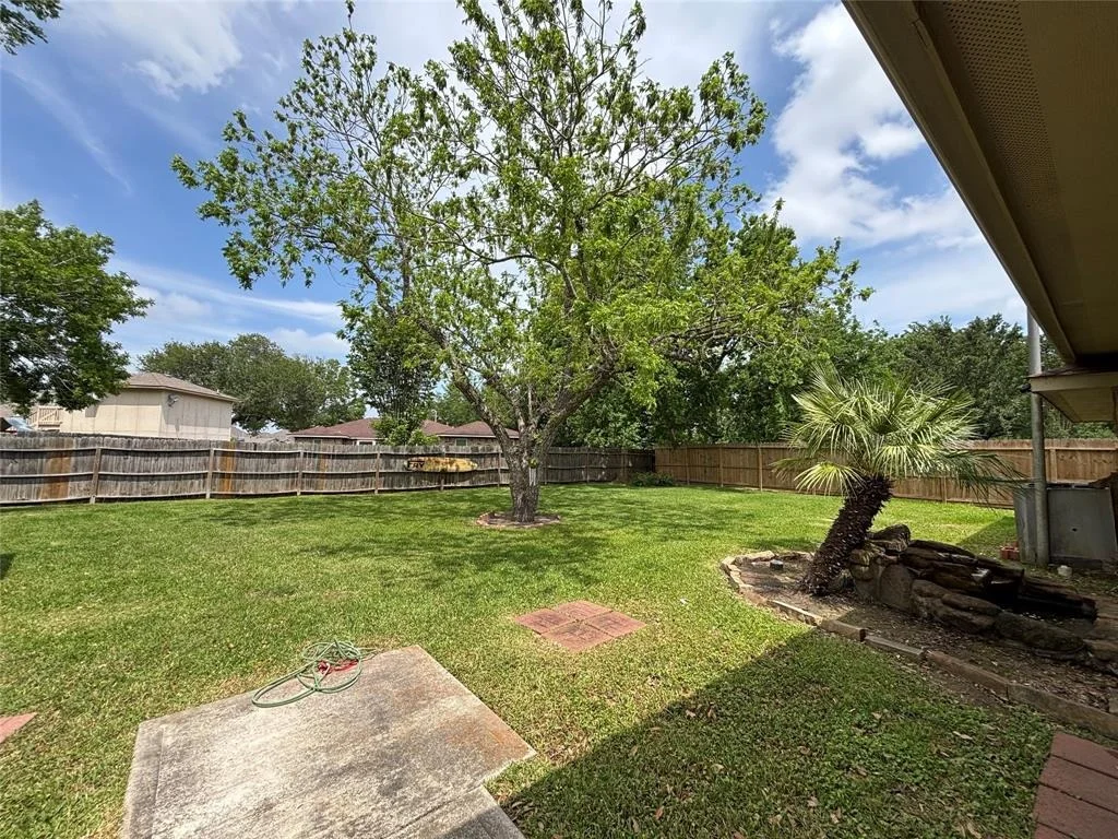 Photo of 13642 Greenridge Drive