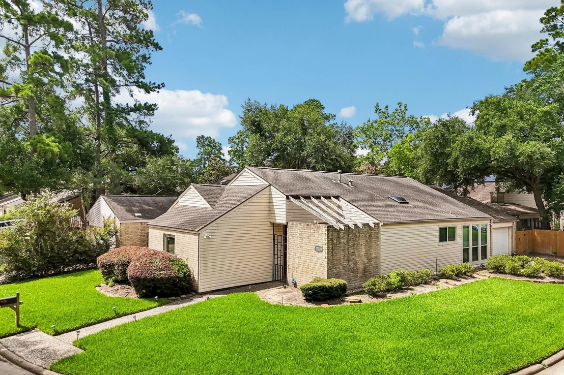 Photo of 17231 Meadow Butte Drive