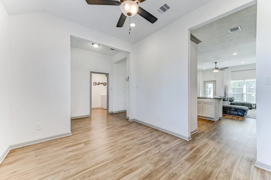 Photo of 204 Shoreview Drive