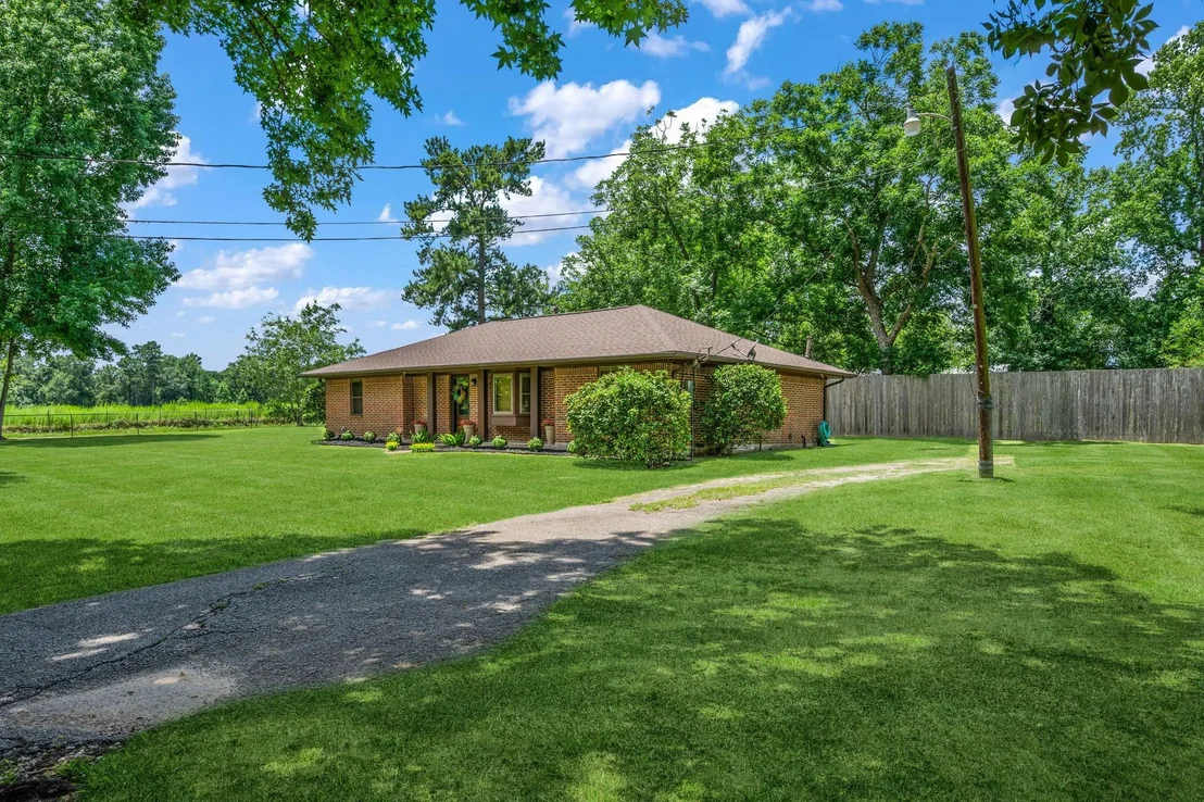 Photo of 2245 County Road 381 S