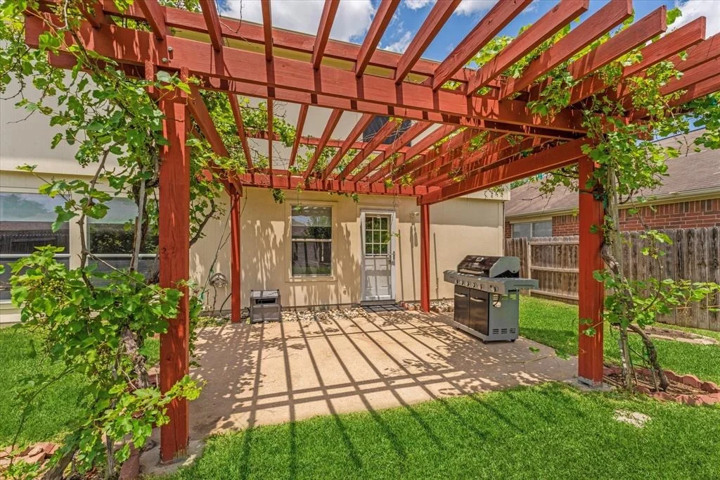 Photo of 2514 Halstead Drive