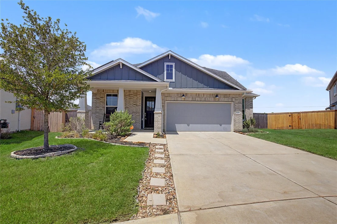 Photo of 21331 Bridle Rose Trail