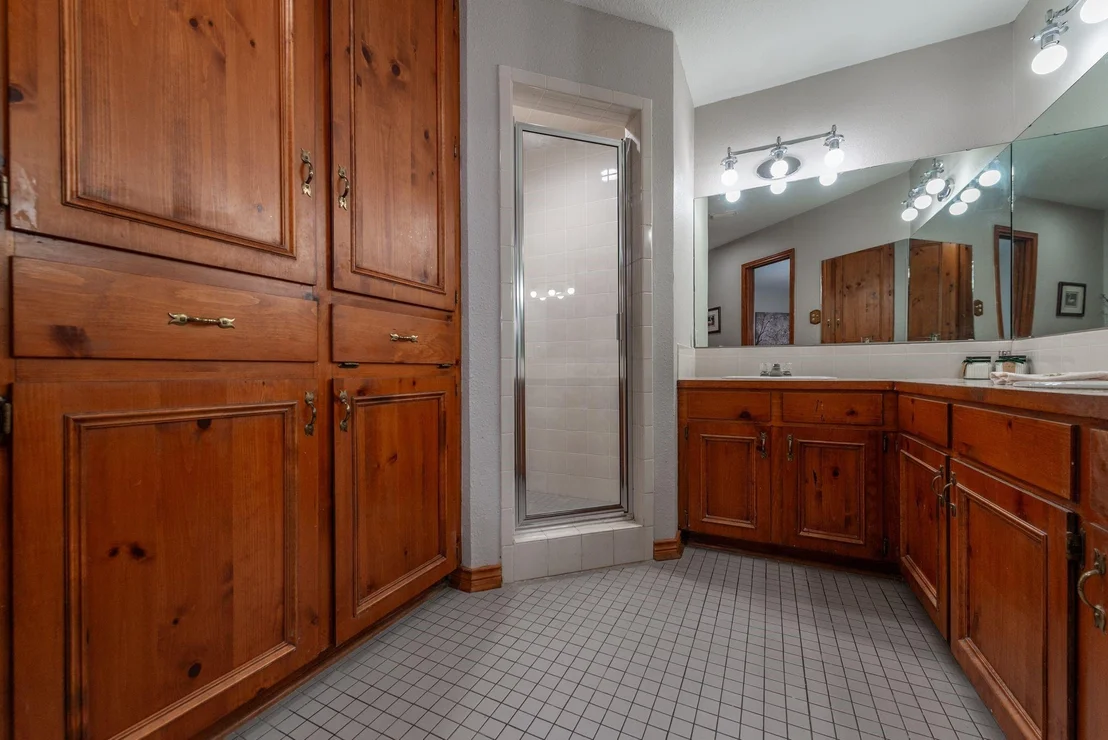 Photo of 330 N 4th Street