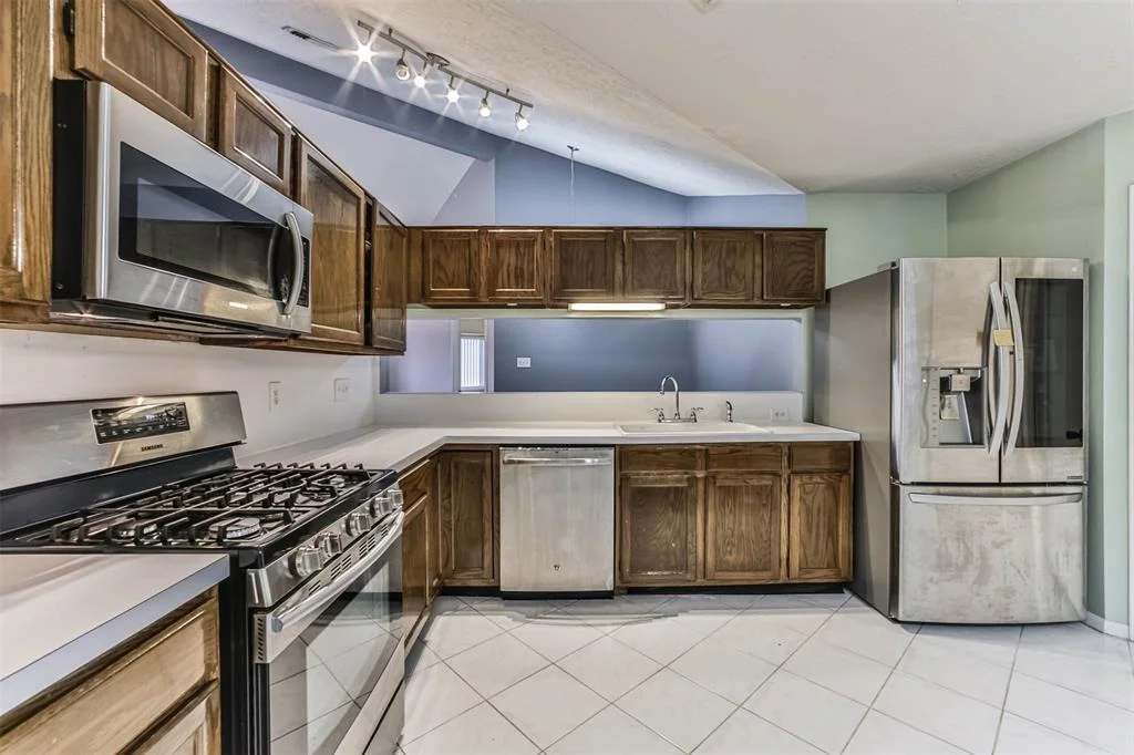 Photo of 7014 Pembrough Lane