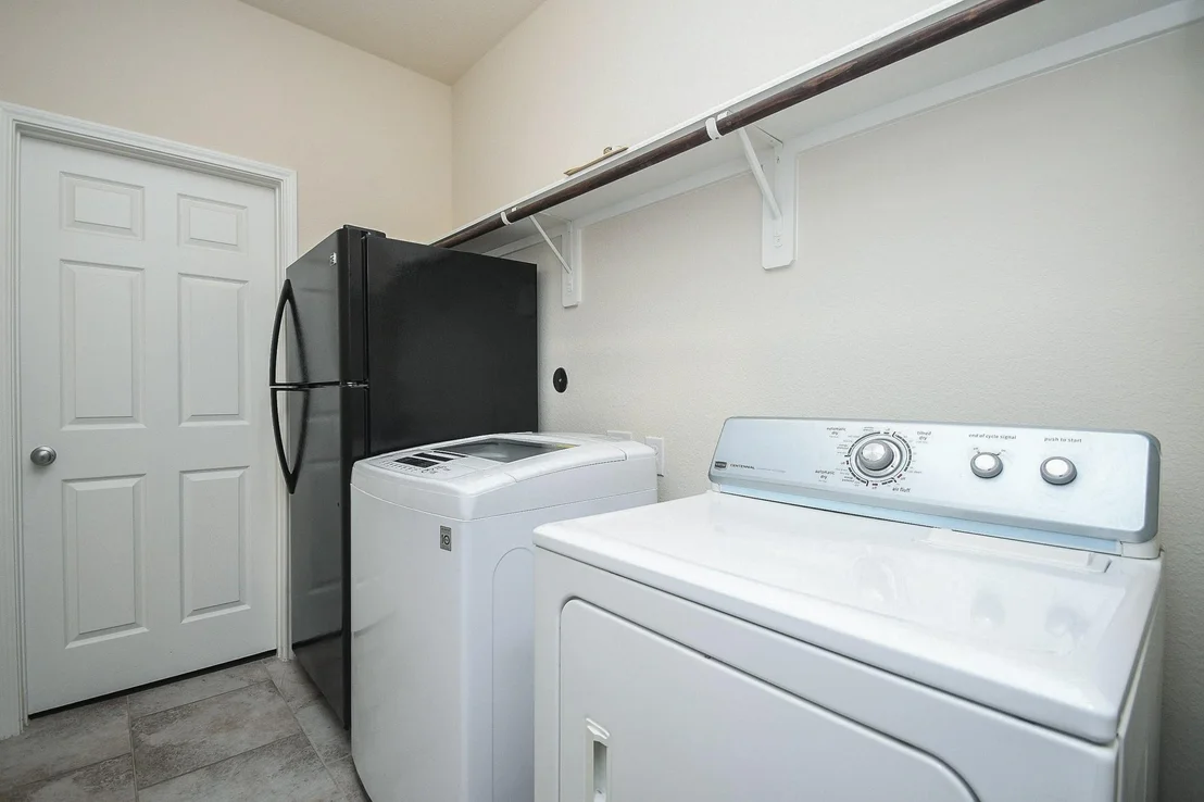 Photo of 9503 Wheatfield Lane