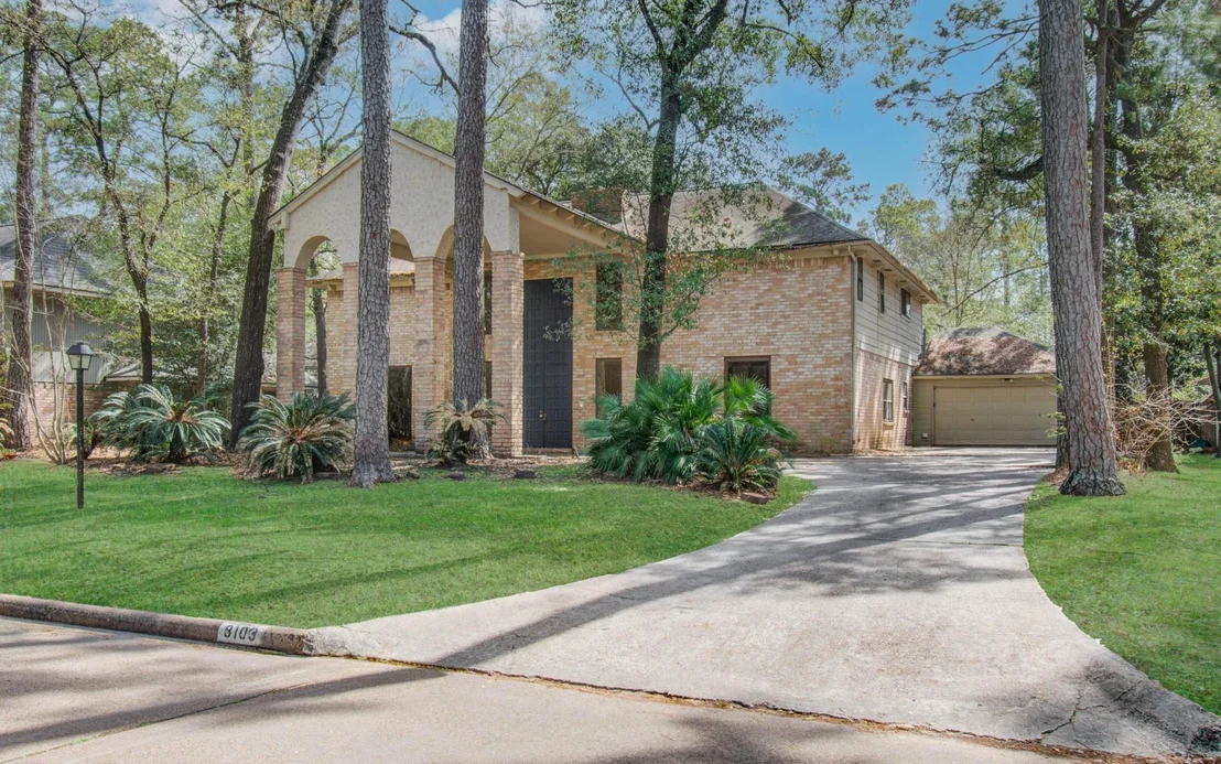 Photo of 8103 Oak Moss Drive