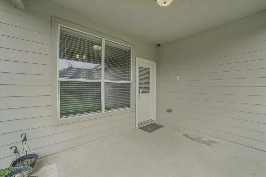 Photo of 25811 Sundrop Meadows Lane