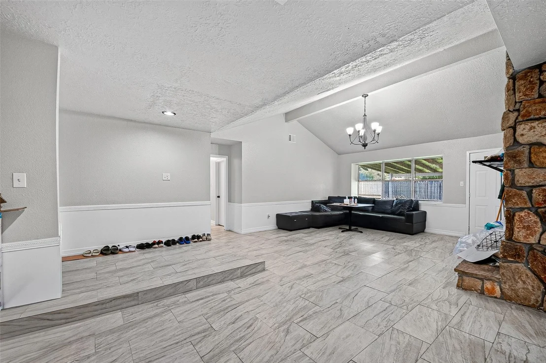 Photo of 1446 Castle Glen Drive
