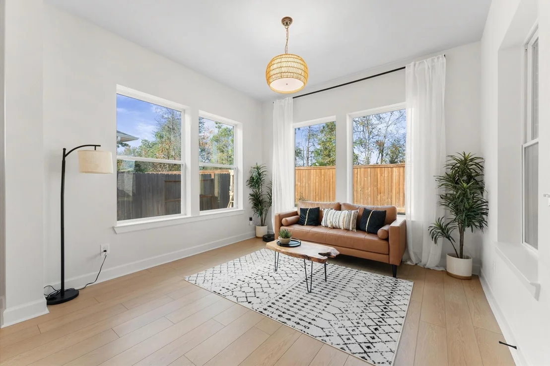 Photo of 1602 Alpine Drive