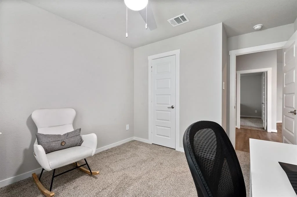 Photo of 7638 Rainham Valley Lane