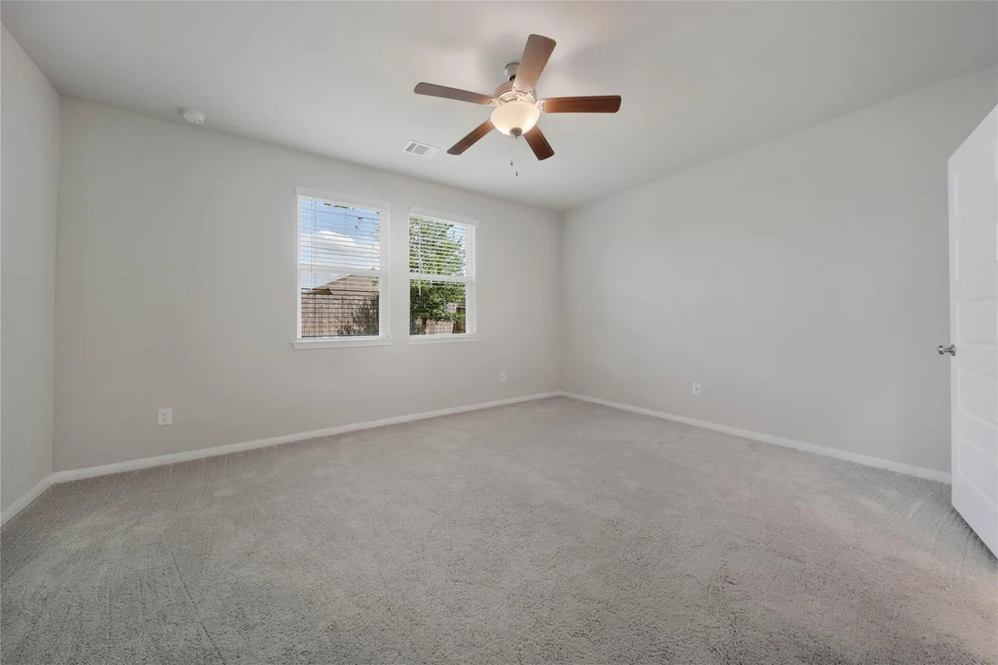Photo of 7080 Silverleaf Oak Street
