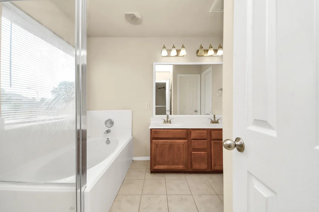 Photo of 2406 Gwenfair Drive