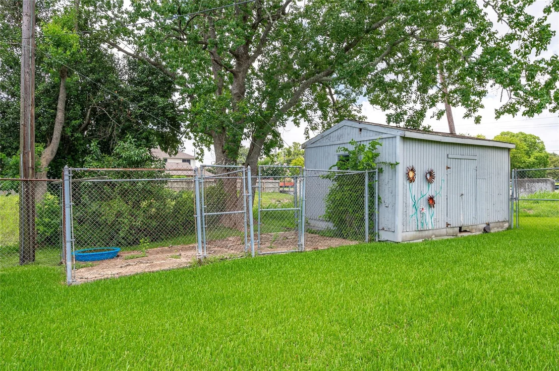 Photo of 6302 Olson Lane