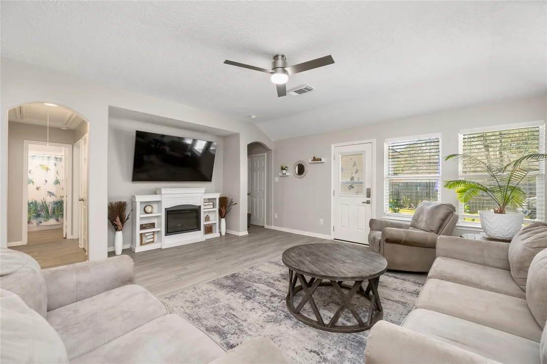 Photo of 2435 Colonial Springs Lane