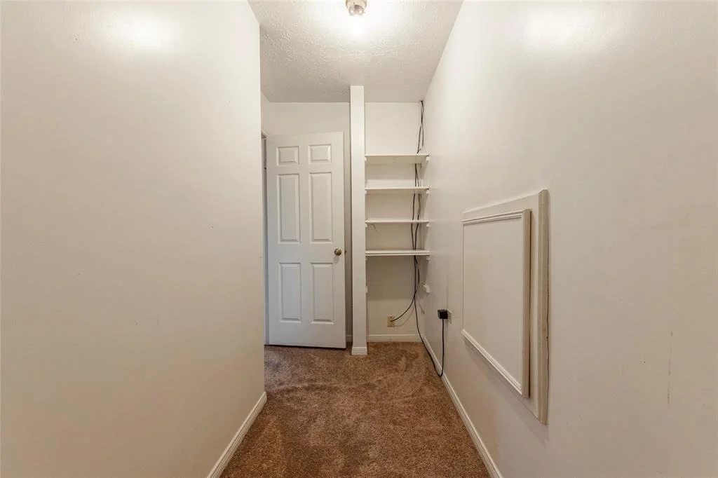 Photo of 15931 Manor Square Drive