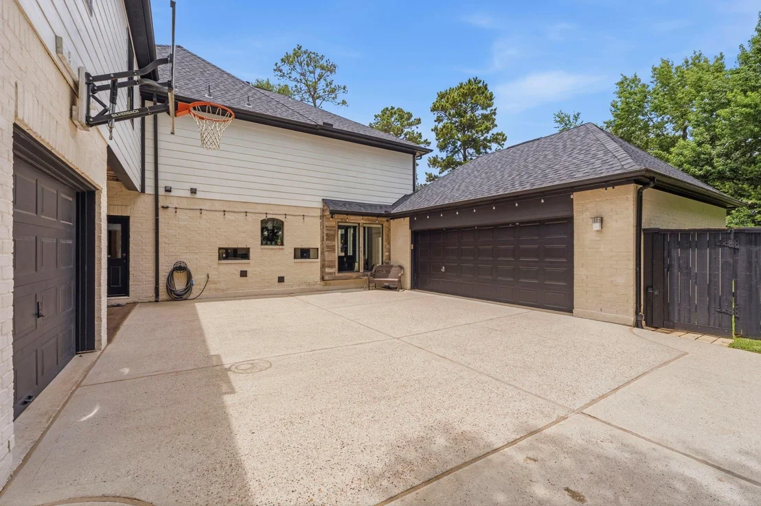 Photo of 9059 Crighton Crossing Drive