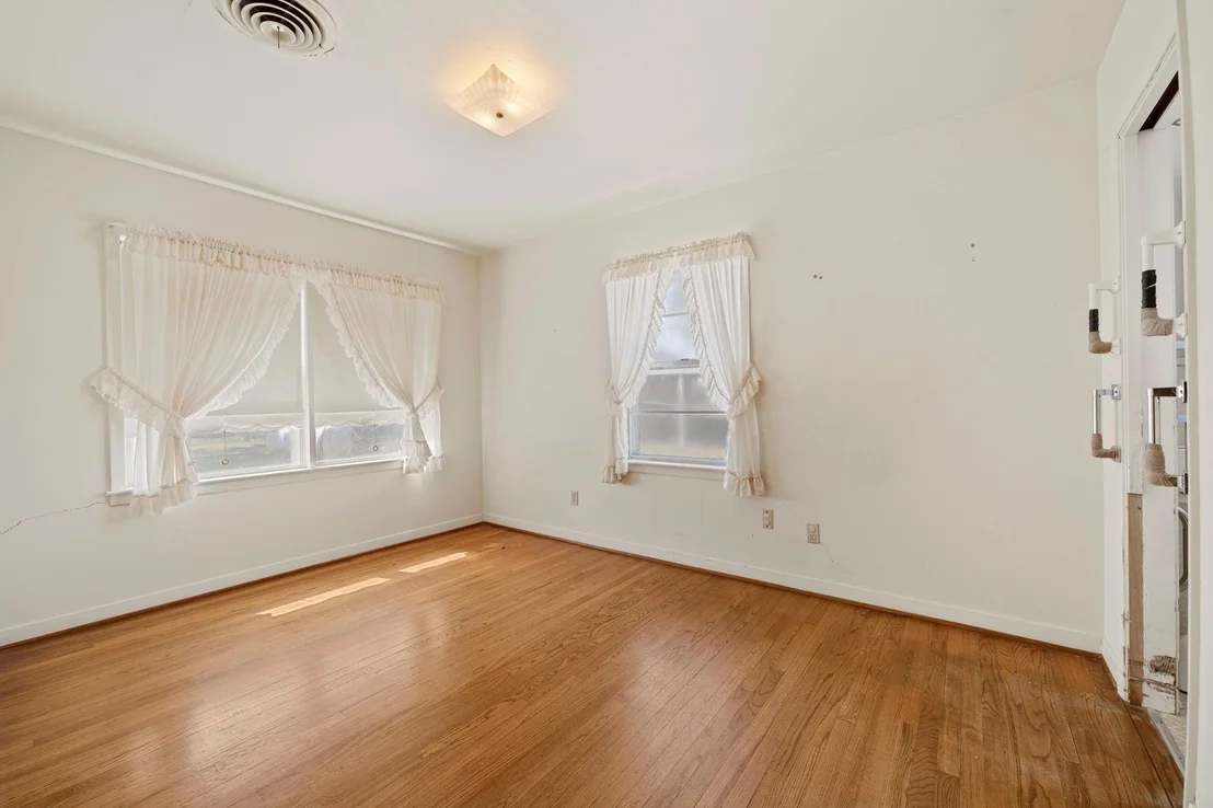 Photo of 5418 Bryan Road