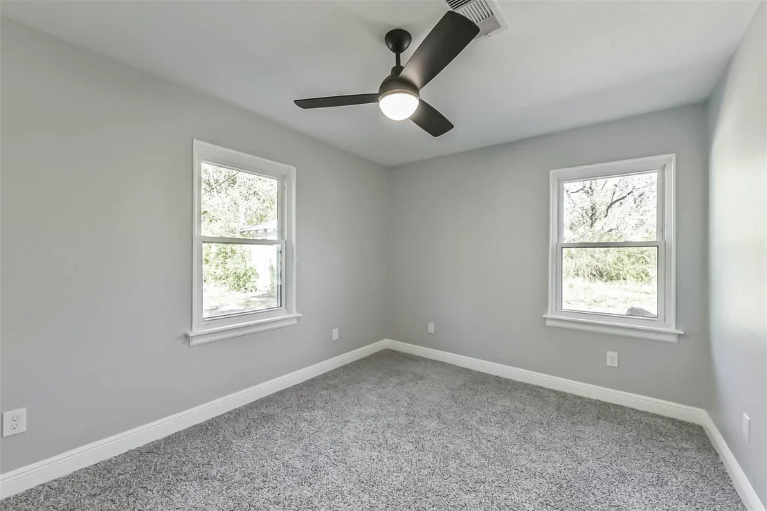 Photo of 8925 Everglade Drive