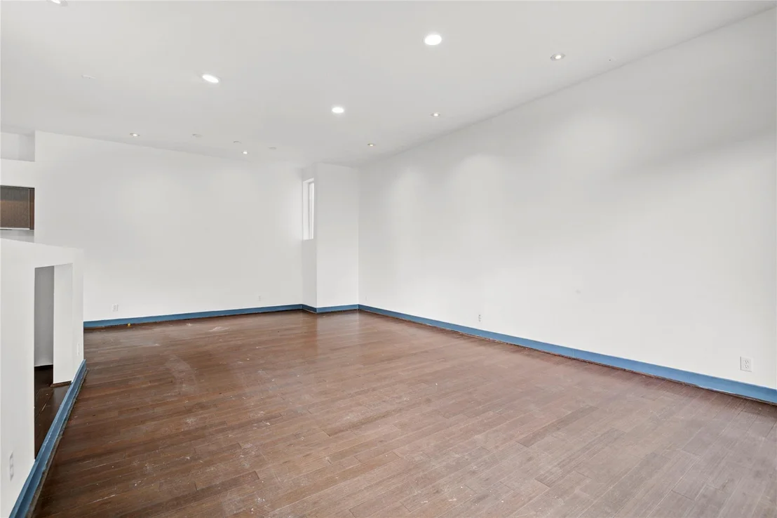 Photo of 3910 Austin Street