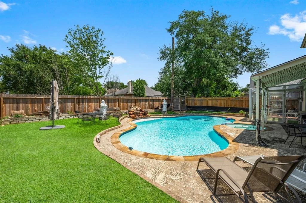 Photo of 3923 Shadow Cove Drive