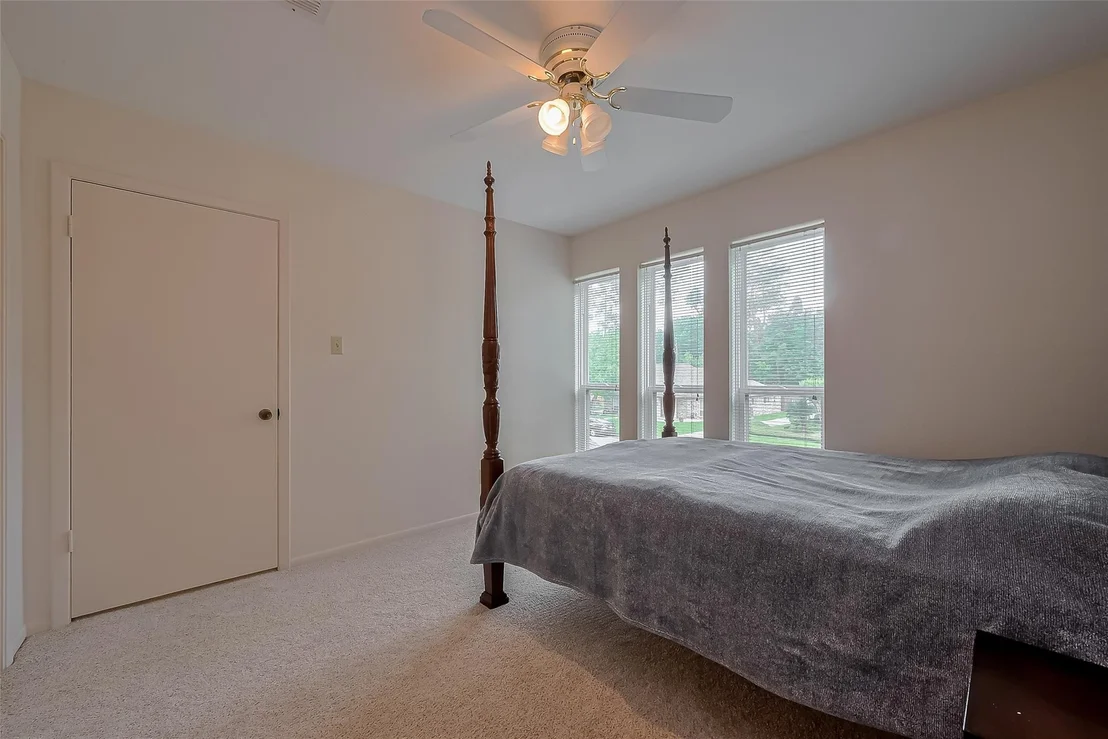Photo of 14626 Ravenhurst Lane