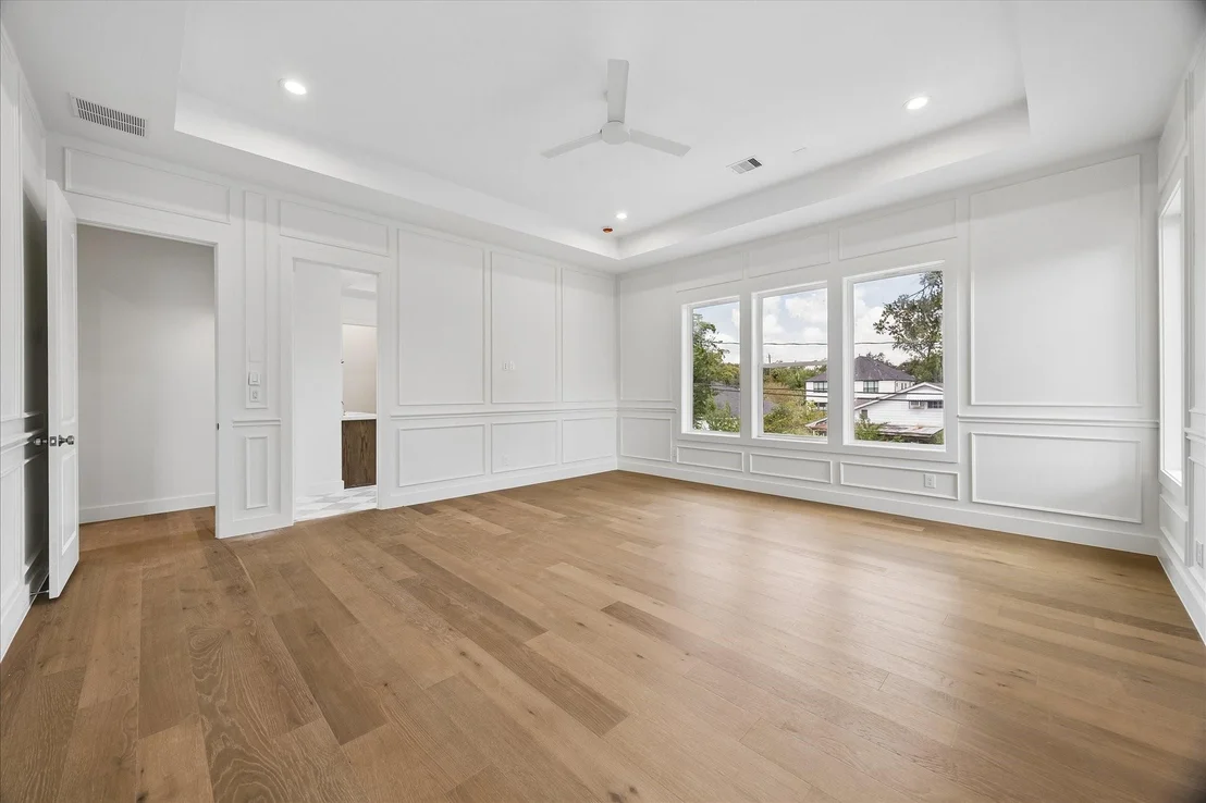 Photo of 1726 Chantilly Lane
