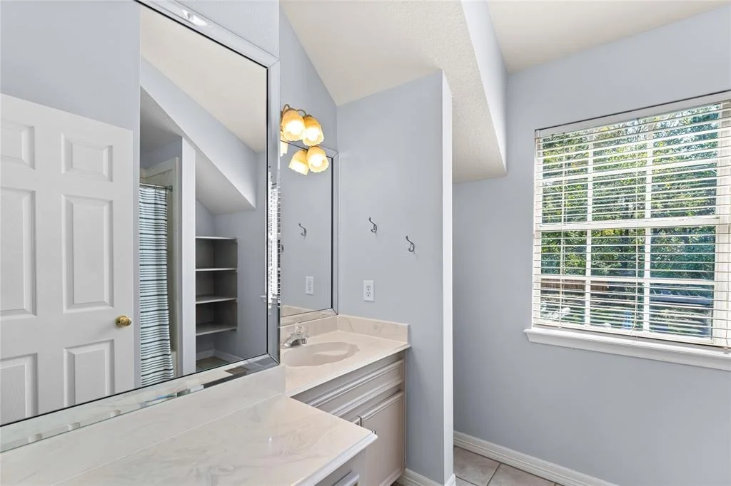 Photo of 32430 Edgewater Drive