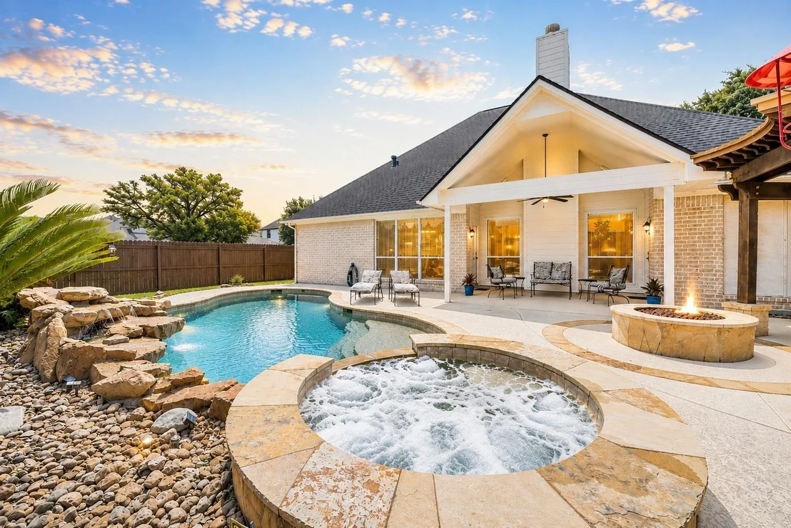 Photo of 17412 Waterview Drive