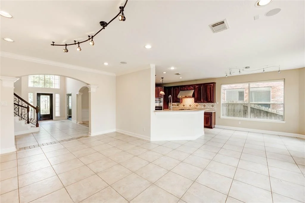 Photo of 14330 Ayers Rock Road