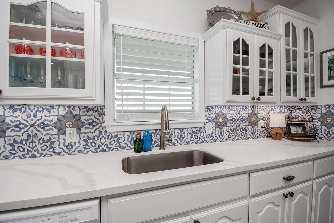Photo of 1504 W Bayshore Drive