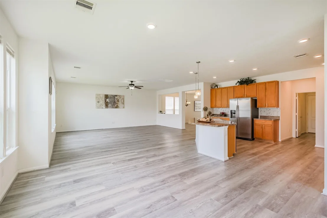 Photo of 4106 Lake Cypress Circle