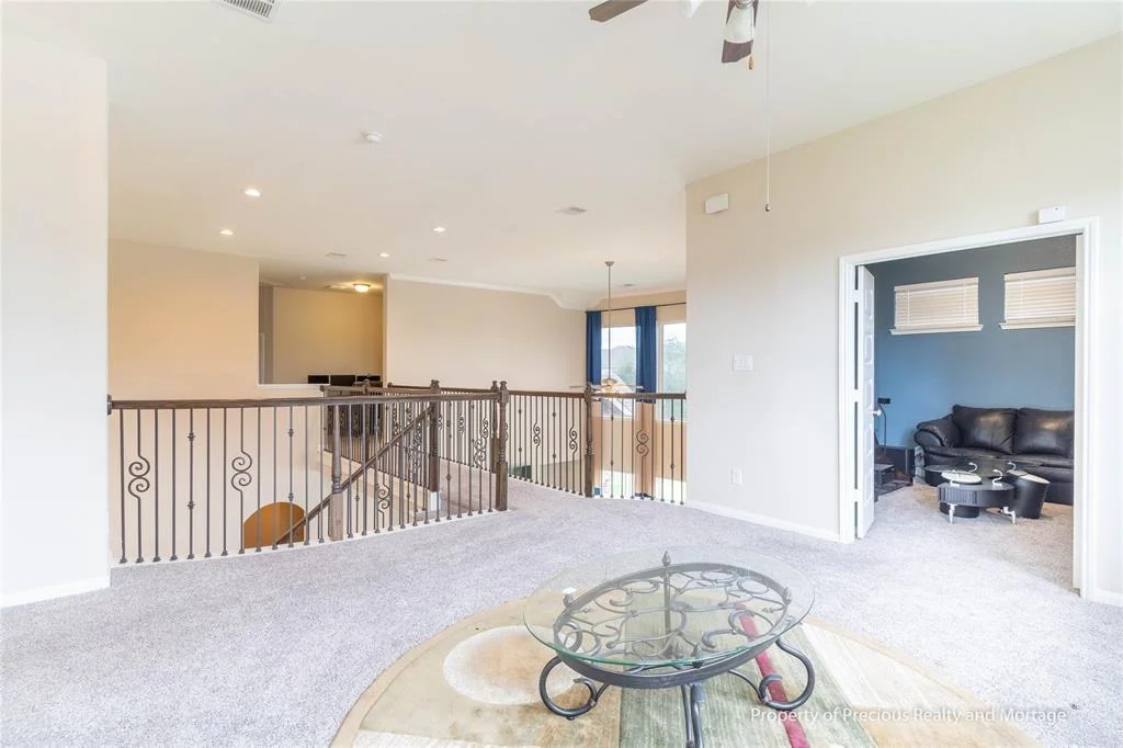 Photo of 6019 Green Meadows Lane