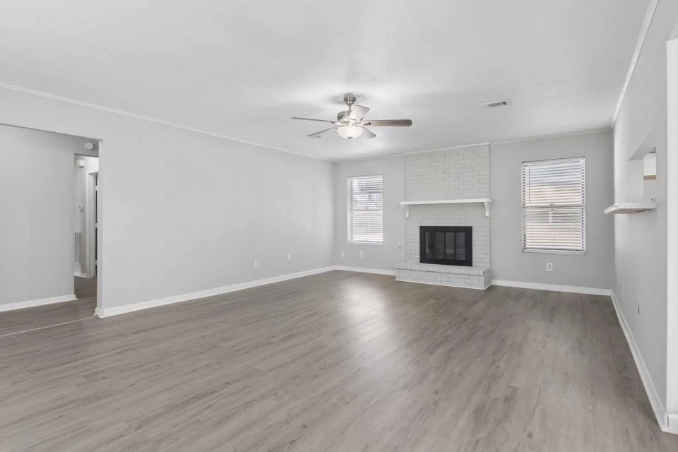 Photo of 123 Lone Oak Drive