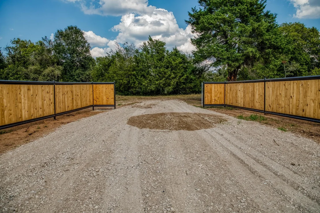Photo of 8595 County Road 324