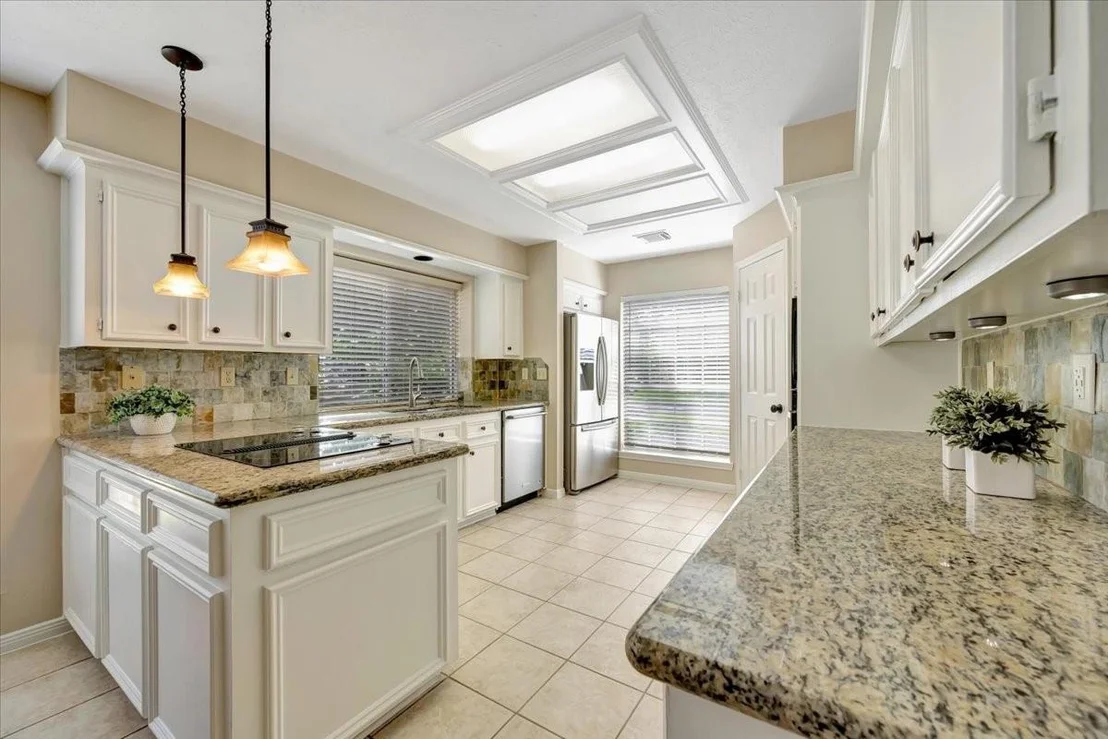 Photo of 15110 Greenleaf Lane