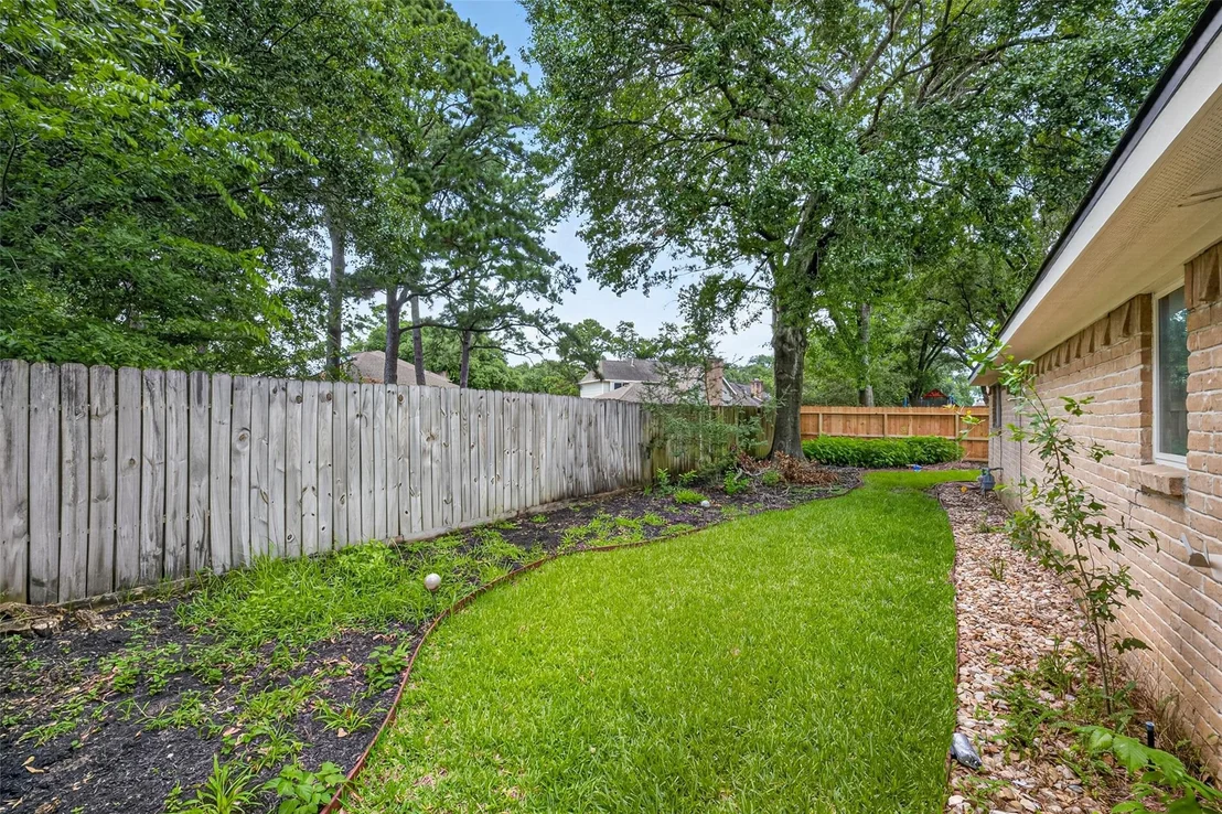 Photo of 7111 Halfpenny Road