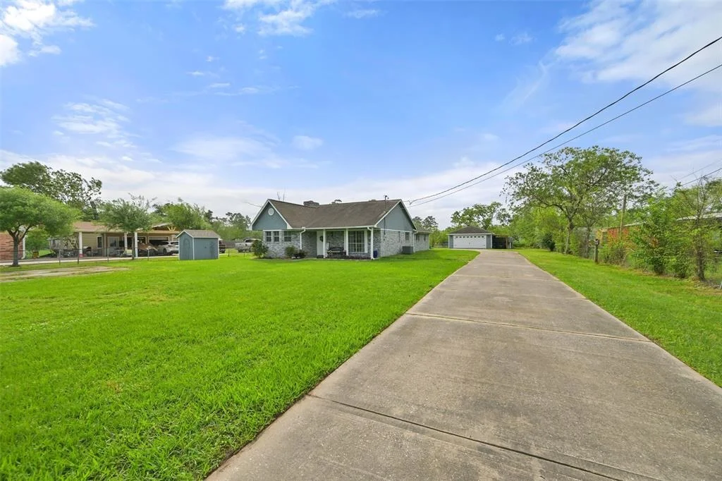 Photo of 16706 Bear Bayou Drive