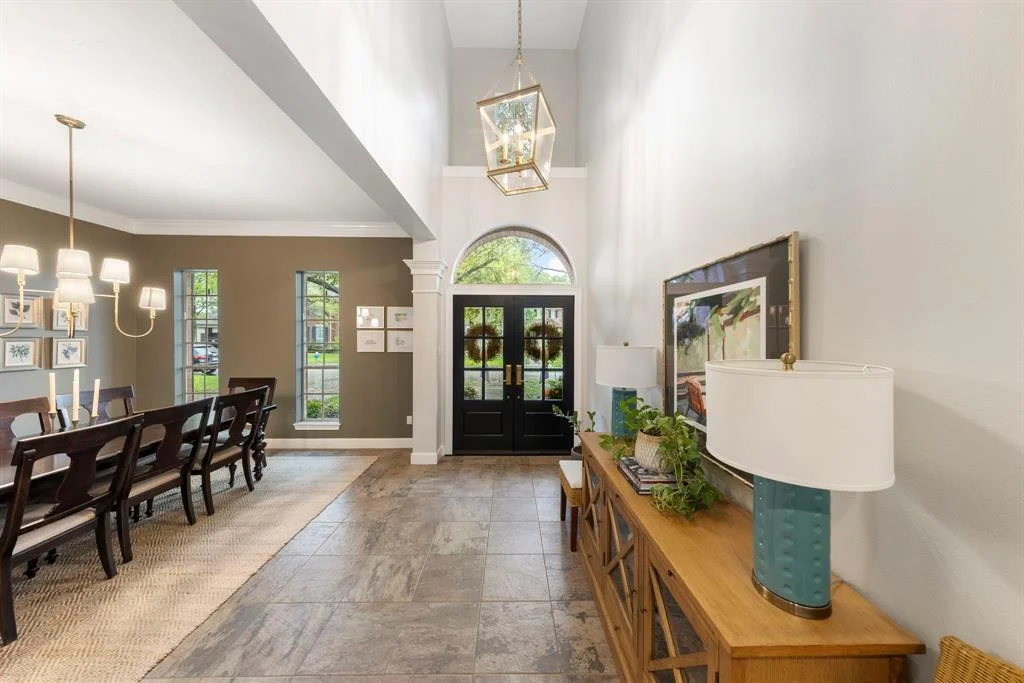 Photo of 2123 River Bend Way