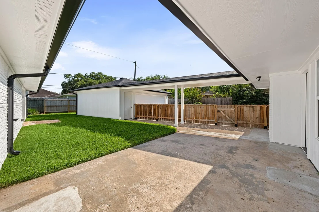 Photo of 7631 Westwind Lane