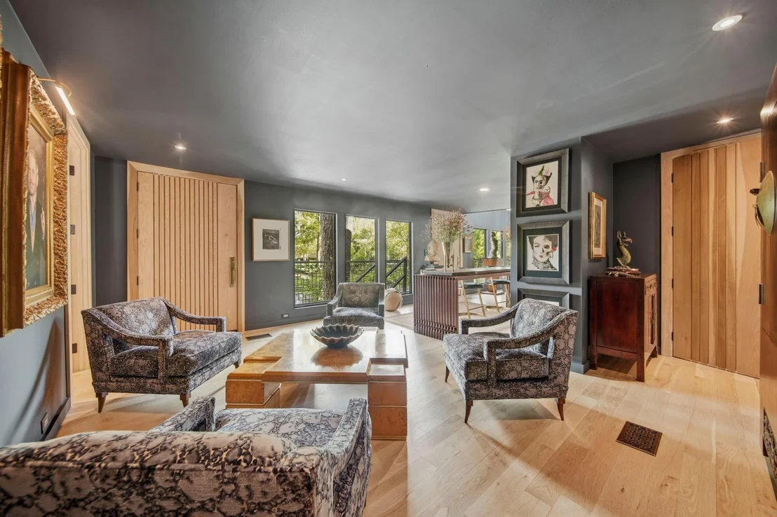 Photo of 203 Chimney Rock Road