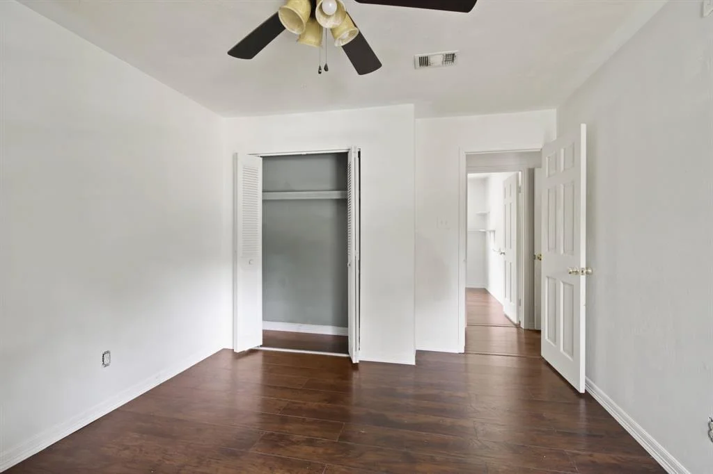 Photo of 2211 Willow Point Drive