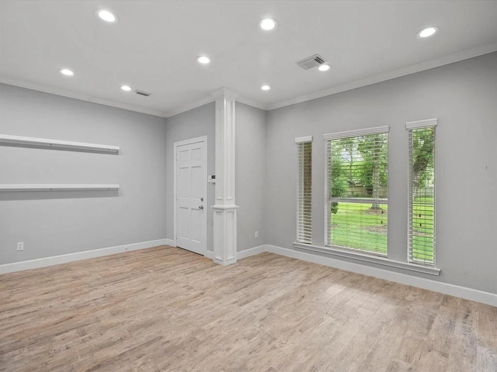 Photo of 5401 Palm Drive