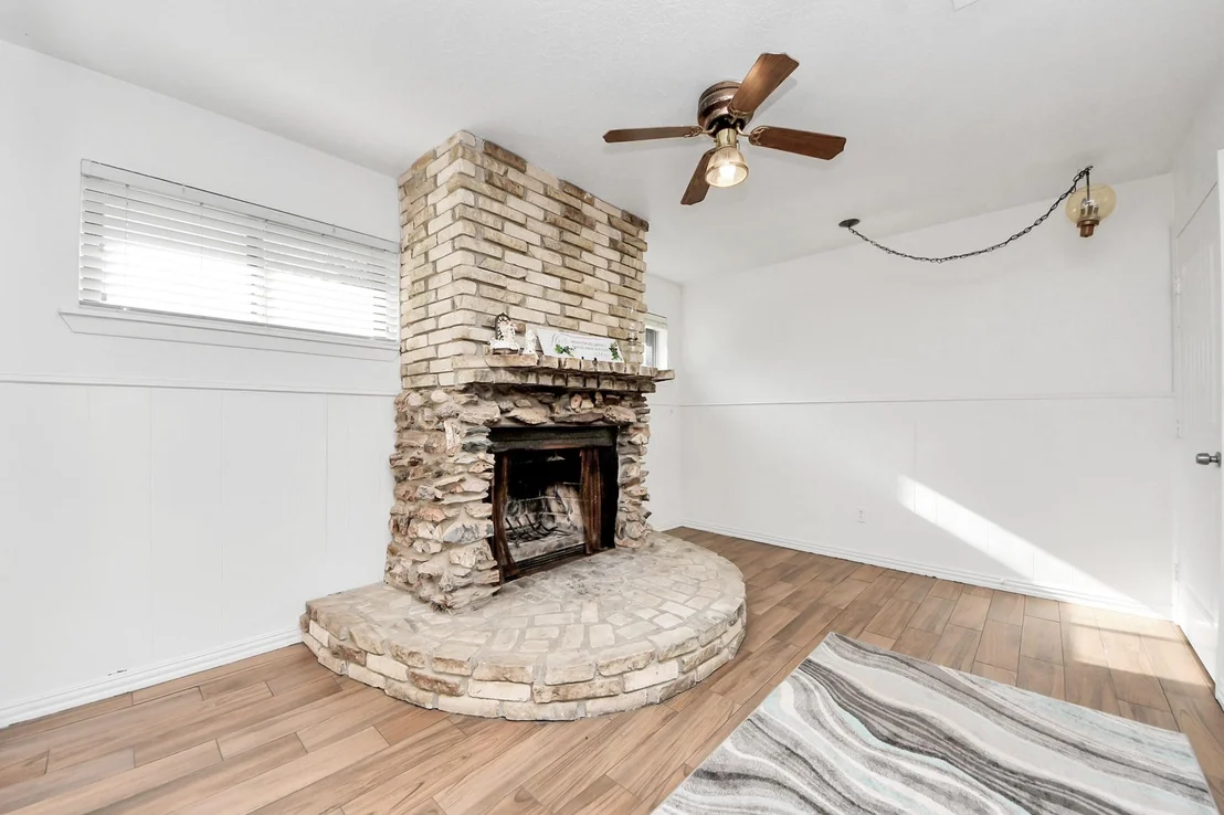Photo of 5322 County Road 155