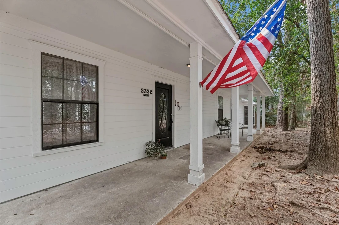 Photo of 2322 Shadow Glen